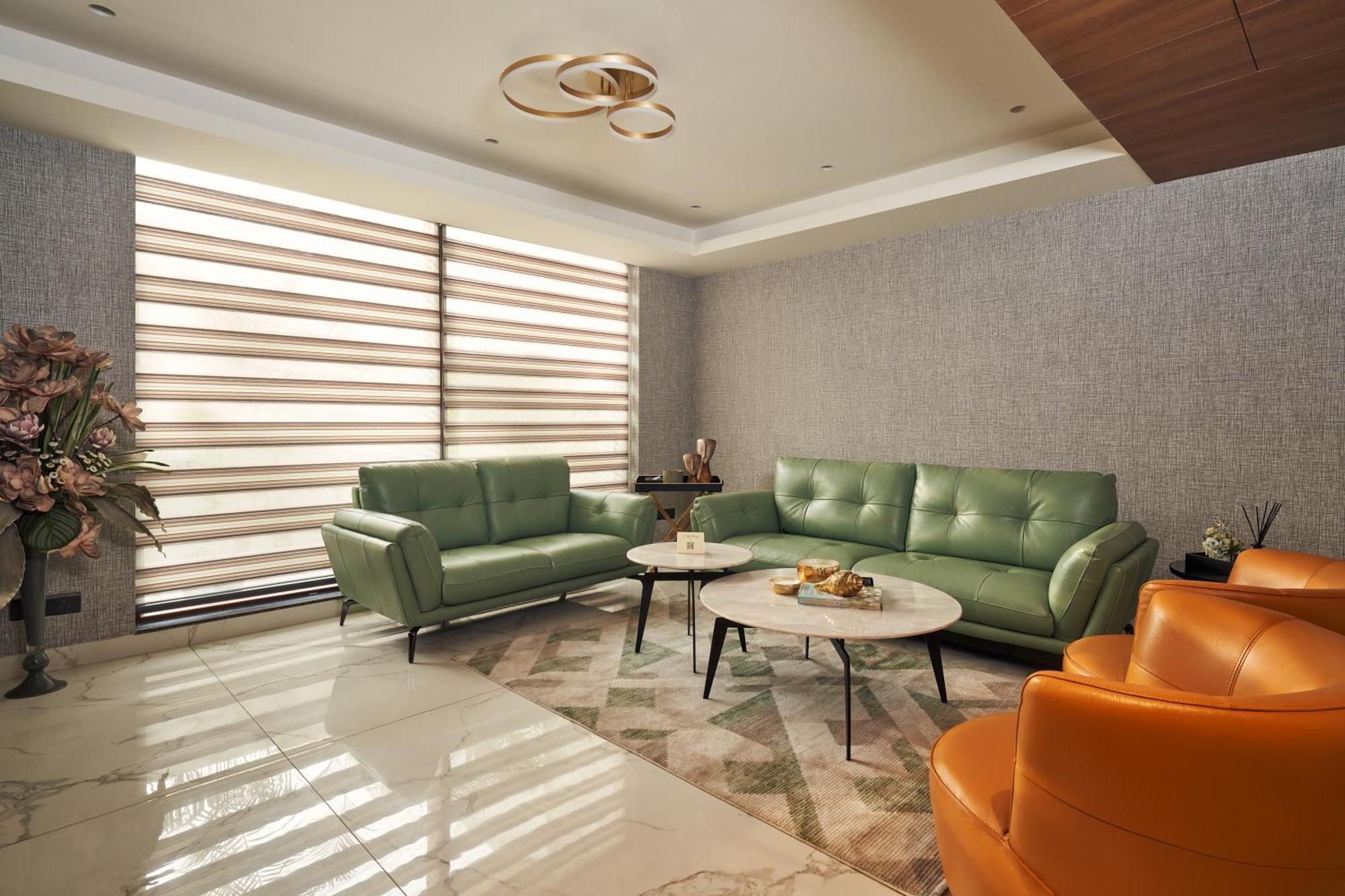 Triptam Vrindāvan Extérieur photo